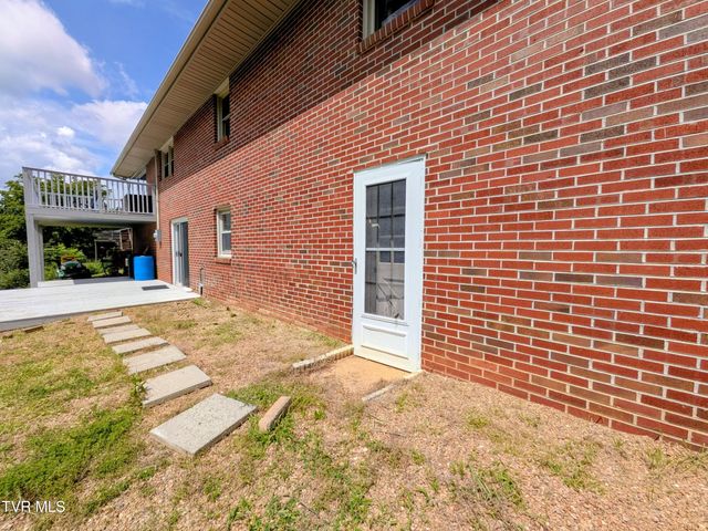 1129 Jackson Hollow Road, Kingsport, TN 37663