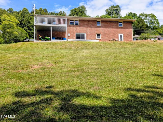 1129 Jackson Hollow Road, Kingsport, TN 37663