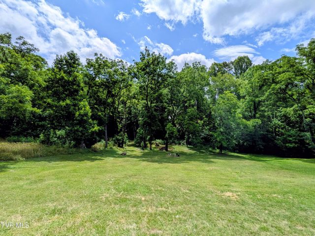 1129 Jackson Hollow Road, Kingsport, TN 37663