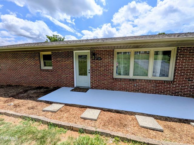 1129 Jackson Hollow Road, Kingsport, TN 37663