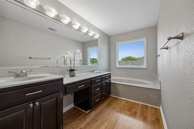 2318 Dana Drive, Rowlett, TX 75088