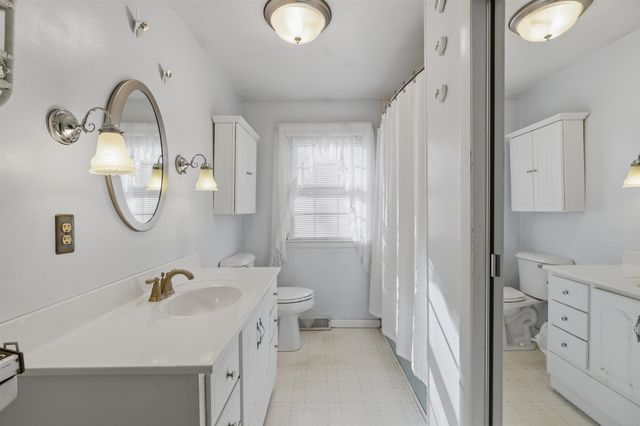 115 Fordway Extension, Derry, NH 03038