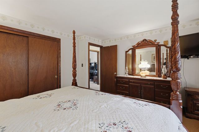 115 Fordway Extension, Derry, NH 03038