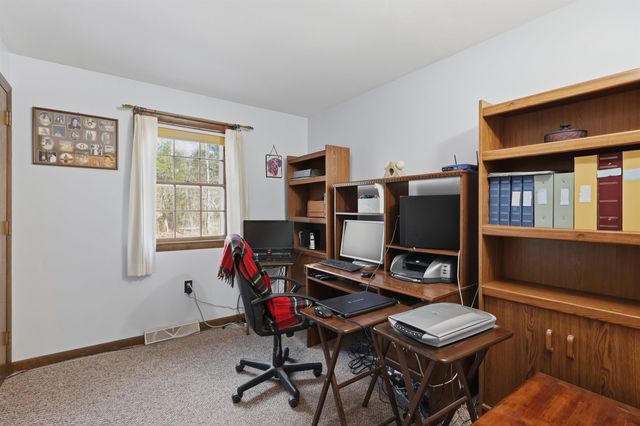 115 Fordway Extension, Derry, NH 03038