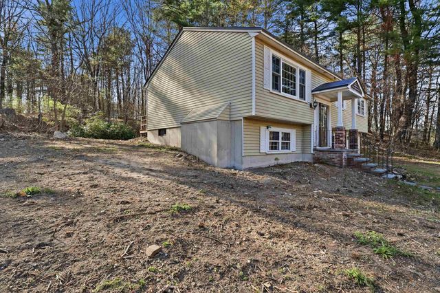 115 Fordway Extension, Derry, NH 03038