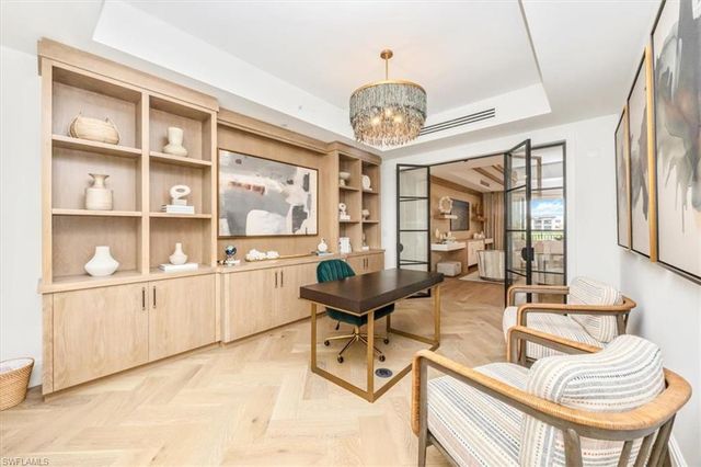 1130 3rd Ave S # 416, Naples, FL 34102