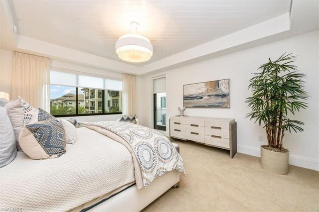 1130 3rd Ave S # 416, Naples, FL 34102