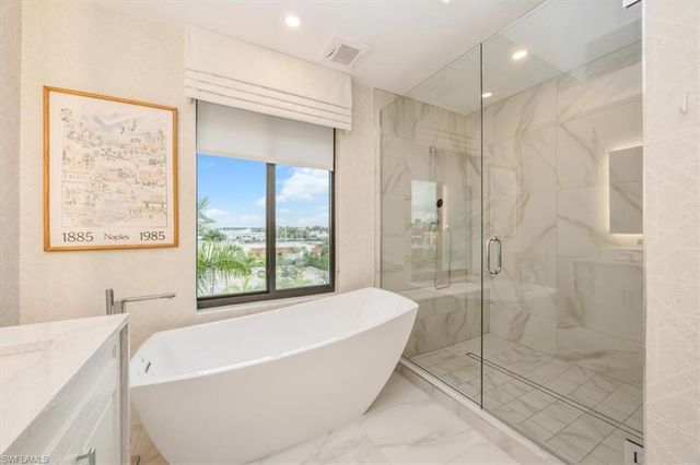 1130 3rd Ave S # 416, Naples, FL 34102