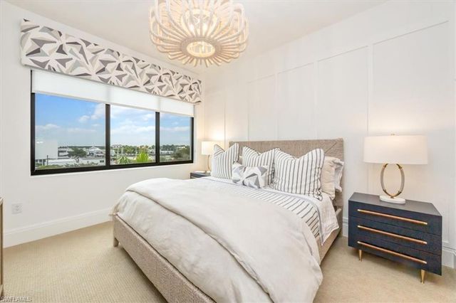 1130 3rd Ave S # 416, Naples, FL 34102