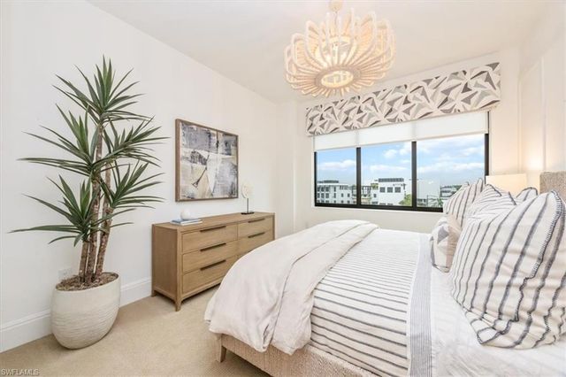 1130 3rd Ave S # 416, Naples, FL 34102