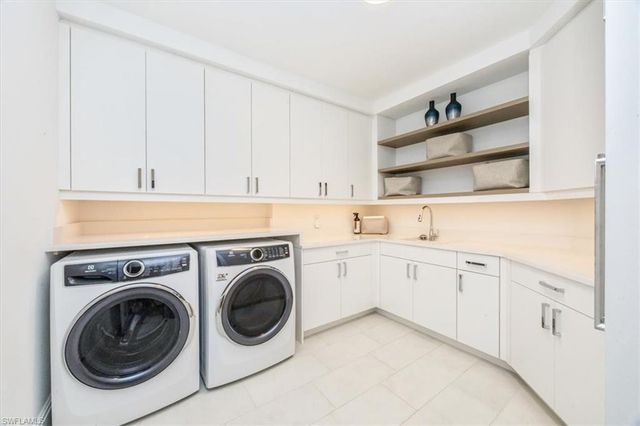 1130 3rd Ave S # 416, Naples, FL 34102