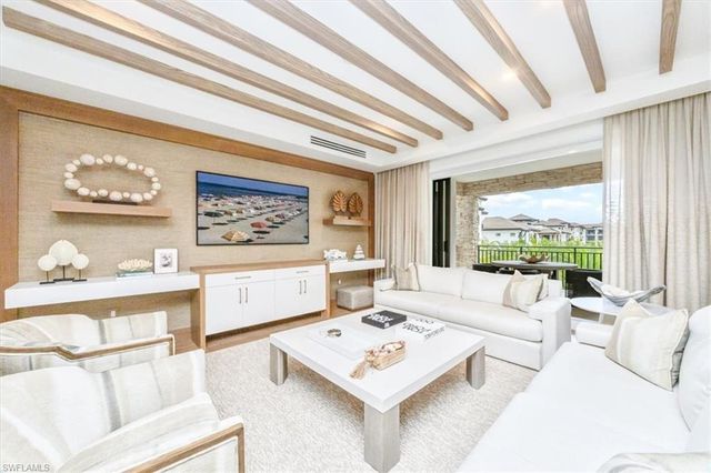 1130 3rd Ave S # 416, Naples, FL 34102