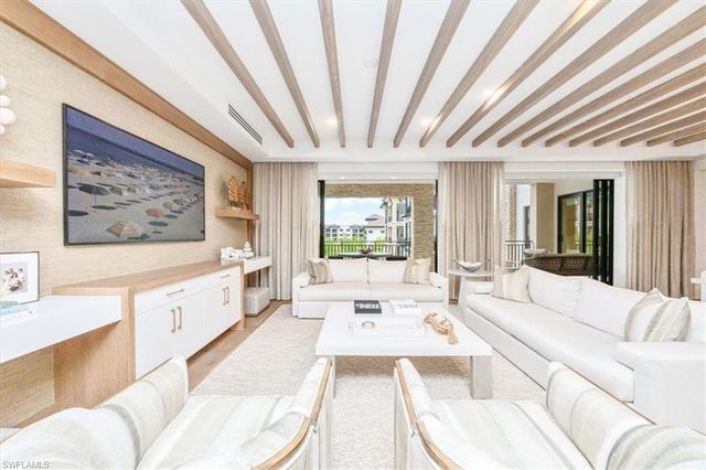 1130 3rd Ave S # 416, Naples, FL 34102