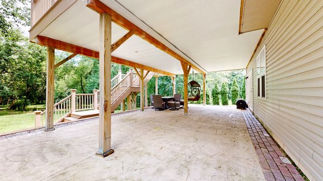 5670 Brentwood Drive, Hoffman Estates, IL 60192