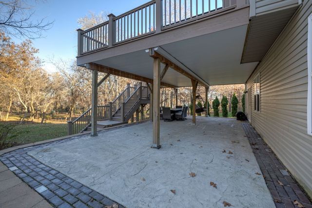 5670 Brentwood Drive, Hoffman Estates, IL 60192