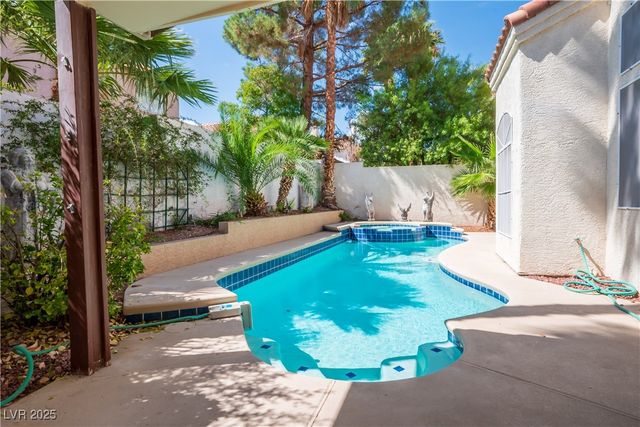 9413 Cedar Heights Avenue, Las Vegas, NV 89134