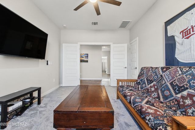 2286 W Azure Creek Loop, Tucson, AZ 85742