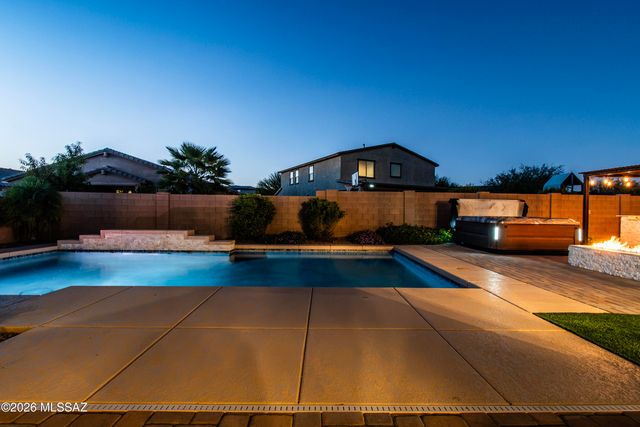 2286 W Azure Creek Loop, Tucson, AZ 85742