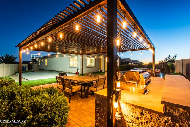 2286 W Azure Creek Loop, Tucson, AZ 85742