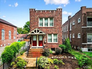 3520 Oregon Avenue, St Louis, MO 63118