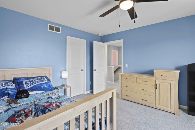 159 Valley Hall Drive, Perrysburg, OH 43551