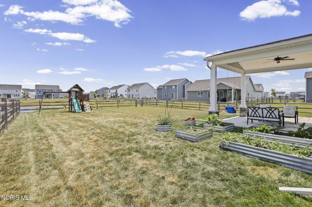 159 Valley Hall Drive, Perrysburg, OH 43551