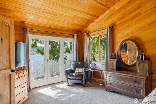 17902 Cove Lane, Mount Vernon, WA 98274