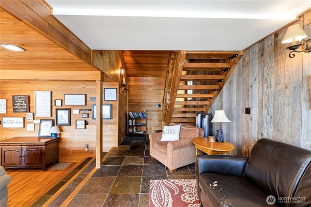17902 Cove Lane, Mount Vernon, WA 98274