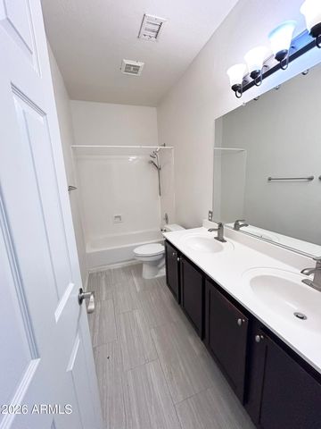 3552 S COSMOS Drive, Chandler, AZ 85248