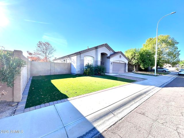3552 S COSMOS Drive, Chandler, AZ 85248
