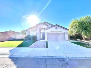 3552 S COSMOS Drive, Chandler, AZ 85248