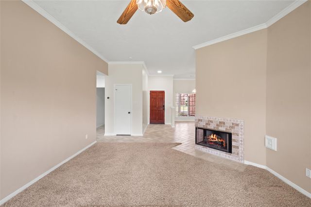 16014 Surrey Woods Drive, Friendswood, TX 77546