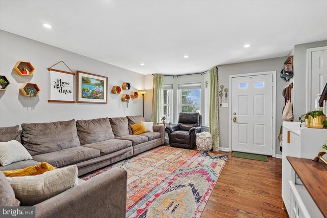 2707 OLD WELSH RD, Willow Grove, PA 19090