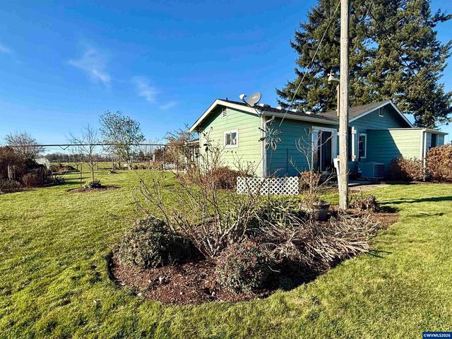 39340 Shelburn Dr, Scio, OR 97374