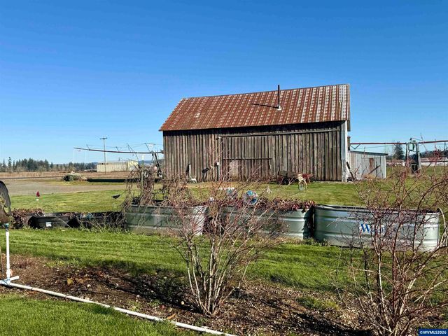 39340 Shelburn Dr, Scio, OR 97374