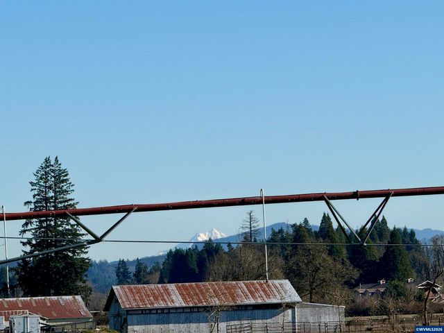 39340 Shelburn Dr, Scio, OR 97374