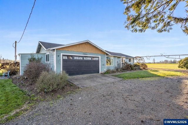 39340 Shelburn Dr, Scio, OR 97374