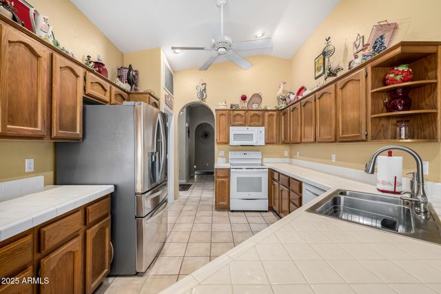 9430 E NACOMA Drive, Sun Lakes, AZ 85248