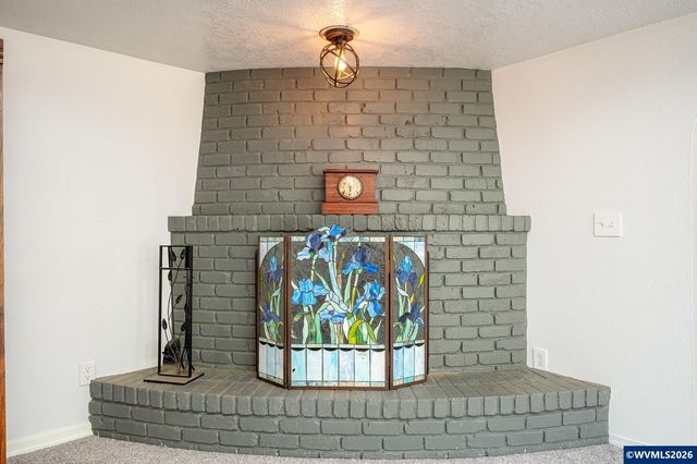 6031 SE Aldercrest Rd, Milwaukie, OR 97267