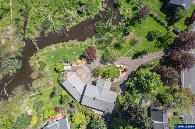 6031 SE Aldercrest Rd, Milwaukie, OR 97267