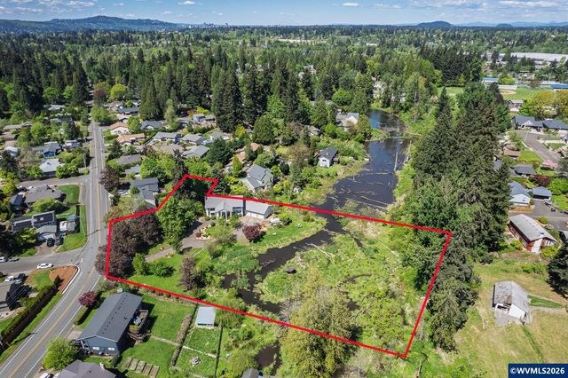 6031 SE Aldercrest Rd, Milwaukie, OR 97267