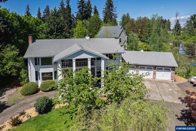 6031 SE Aldercrest Rd, Milwaukie, OR 97267