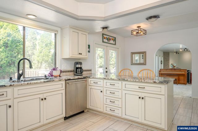 6031 SE Aldercrest Rd, Milwaukie, OR 97267