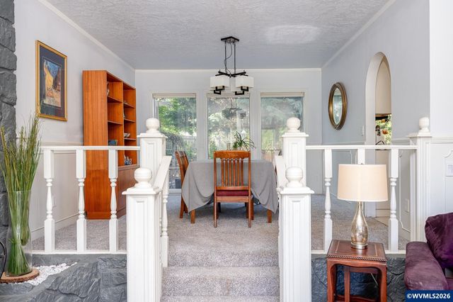 6031 SE Aldercrest Rd, Milwaukie, OR 97267