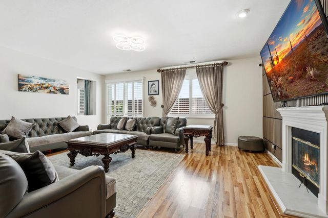2542 tennis ln, Tracy, CA 95377