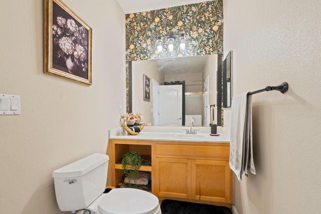 2542 tennis ln, Tracy, CA 95377