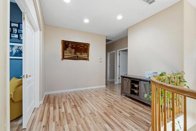 2542 tennis ln, Tracy, CA 95377