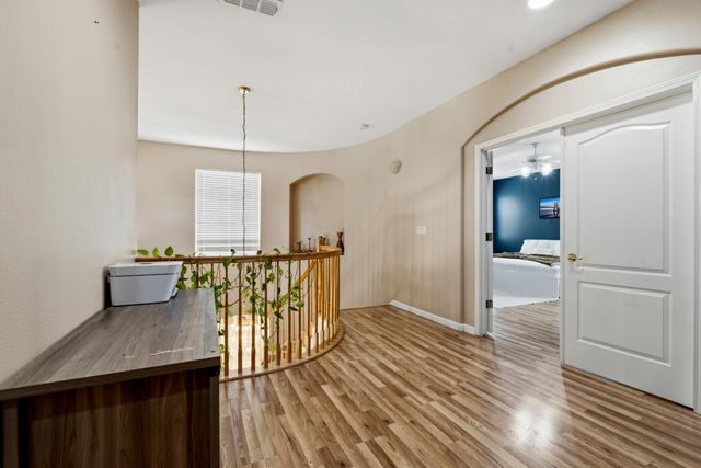 2542 tennis ln, Tracy, CA 95377