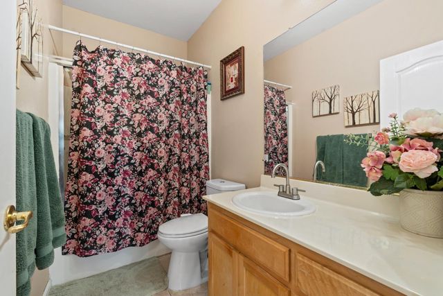 2542 tennis ln, Tracy, CA 95377