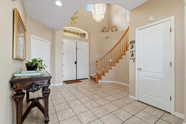2542 tennis ln, Tracy, CA 95377